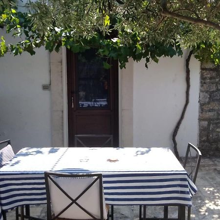 הוילה לוקורוטונדו Trulli Colibri' מראה חיצוני תמונה
